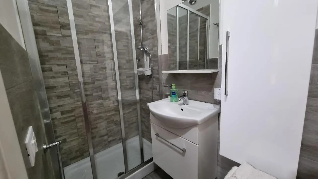 La Maison Rouge Apartment Pistoia Italy