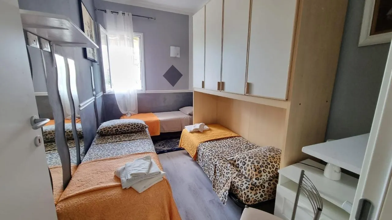 La Maison Rouge Apartment Pistoia